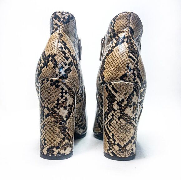 Breckelle’s Faux Snakeskin Ankle Booties Sz 8 - Picture 6 of 11